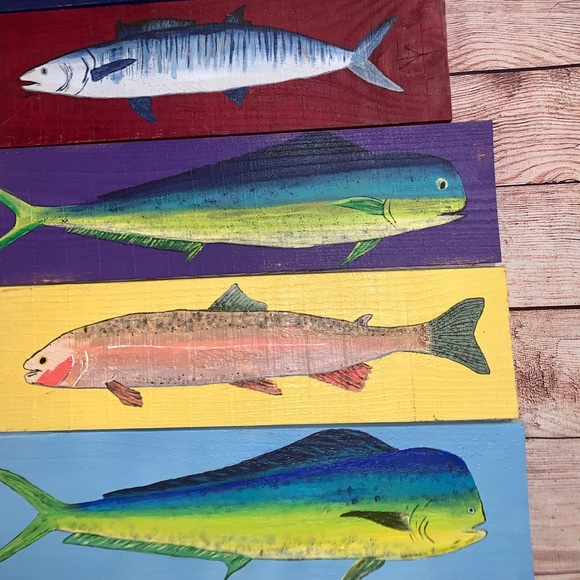 Your Choice Pallet Board Handpainted Fish - Picture 7 of 9